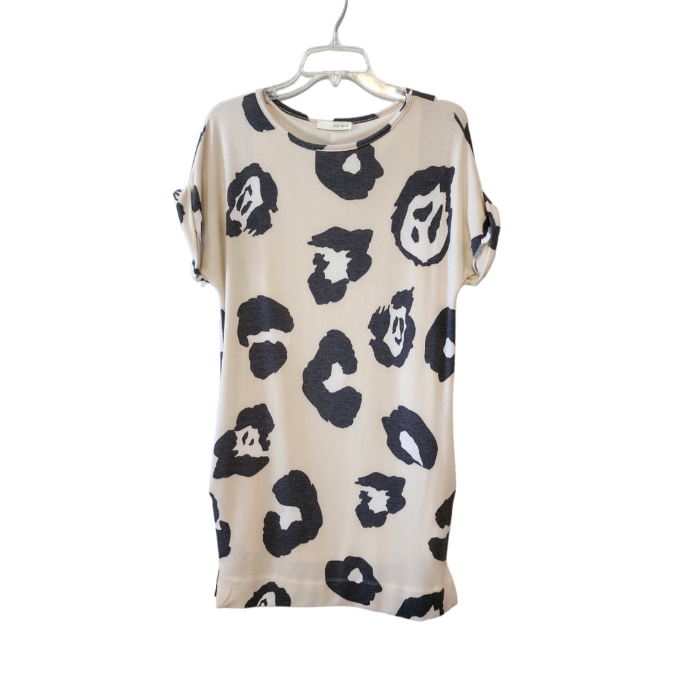 Dear Apple Medium NWT Sweater Dress